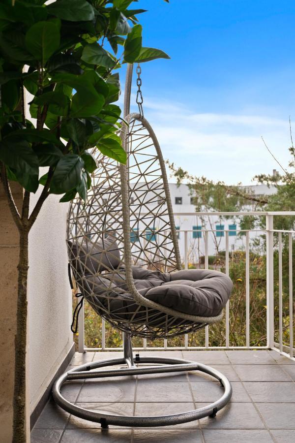 Appartement Charming 1br Apt W/ Terrace & 5 Min Drive To City