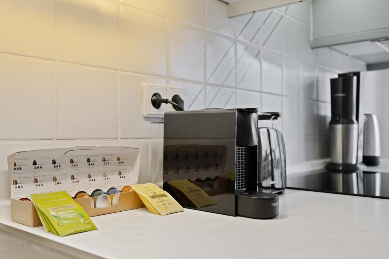 Appartement Charming 1br Apt W/ Terrace & 5 Min Drive To City Luxemburg