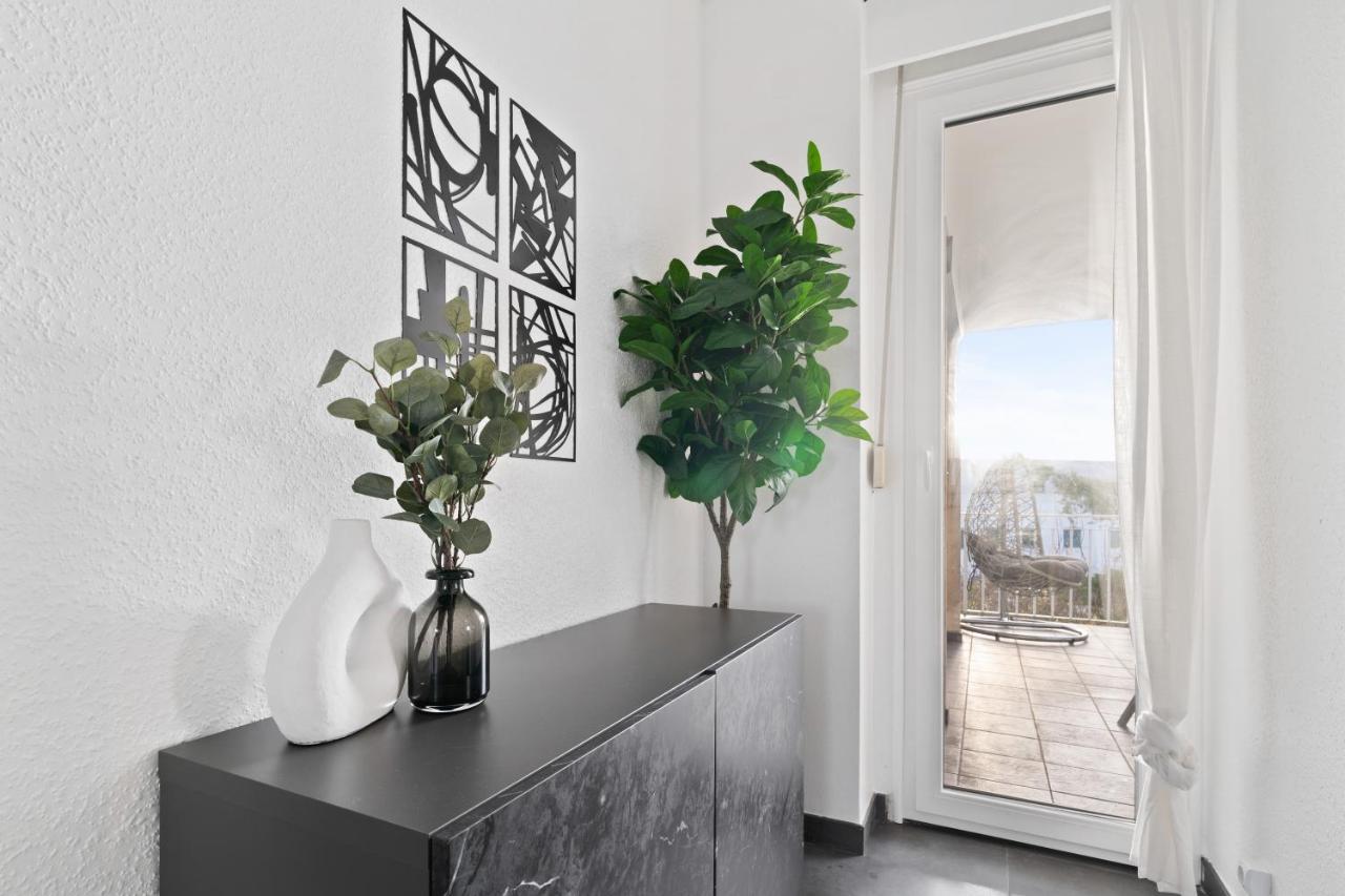 Charming 1br Apt W/ Terrace & 5 Min Drive To City Luxemburg
